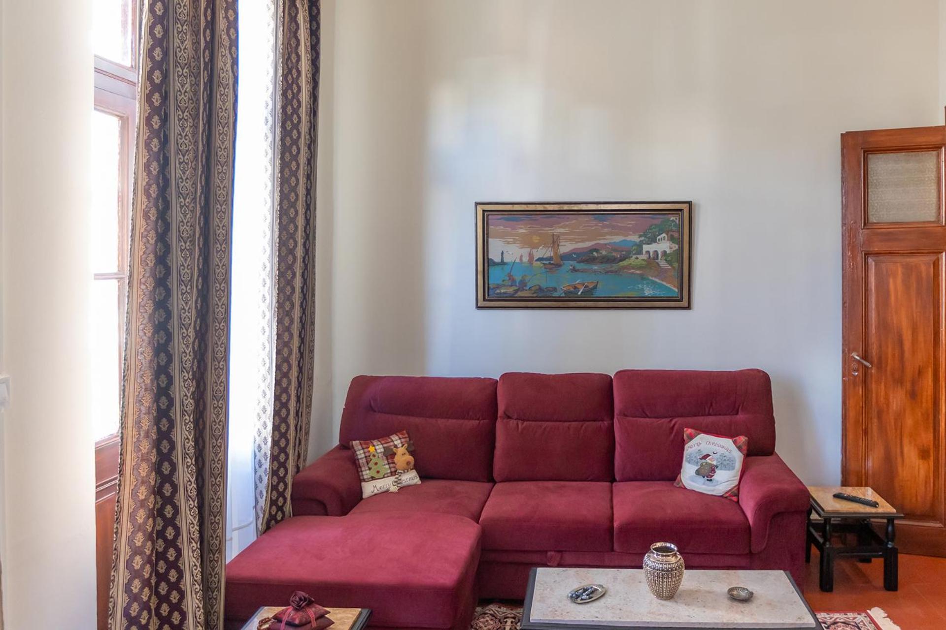 Era Of Elegance: 1928 Classic Dwelling Триполис Екстериор снимка