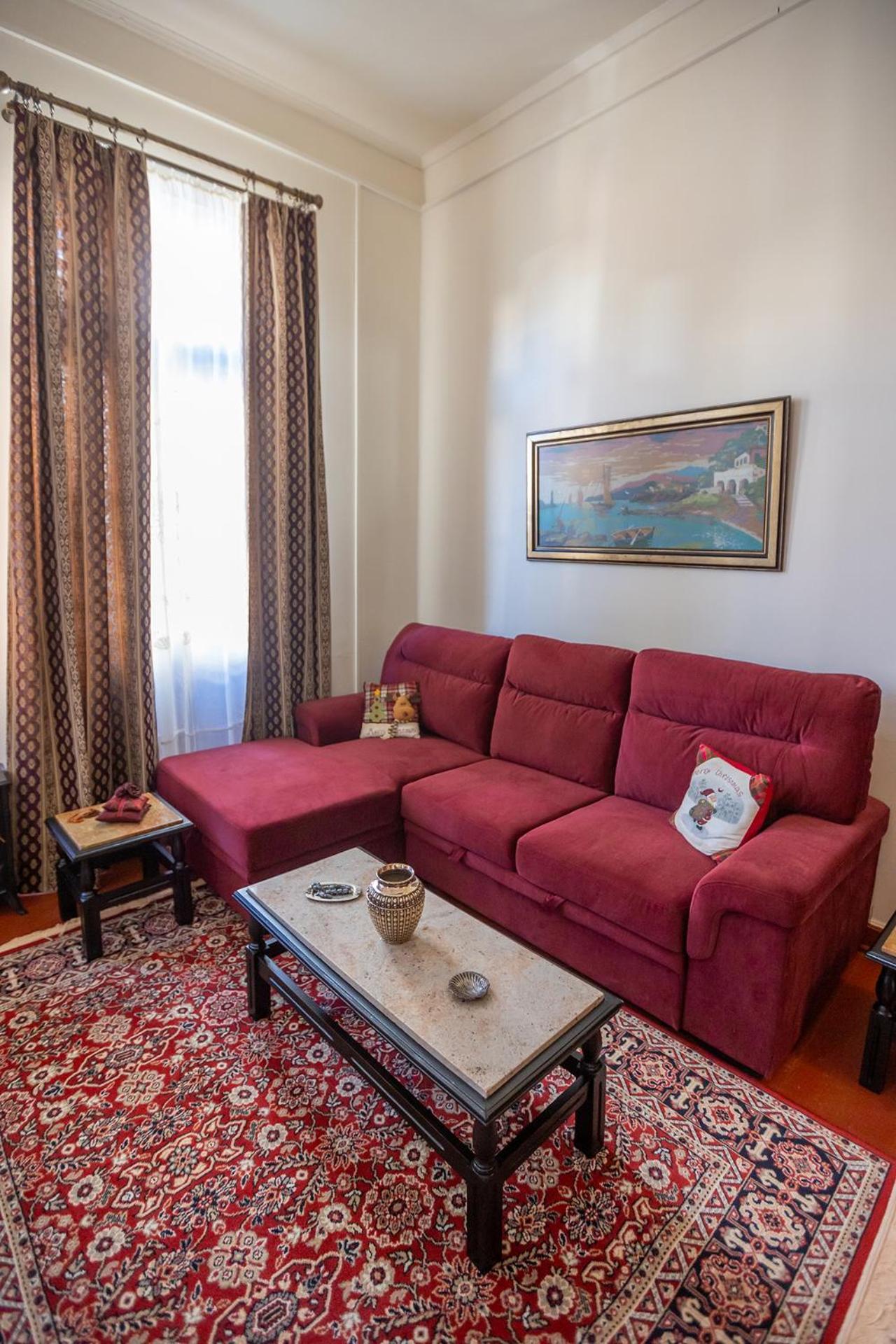 Era Of Elegance: 1928 Classic Dwelling Триполис Екстериор снимка